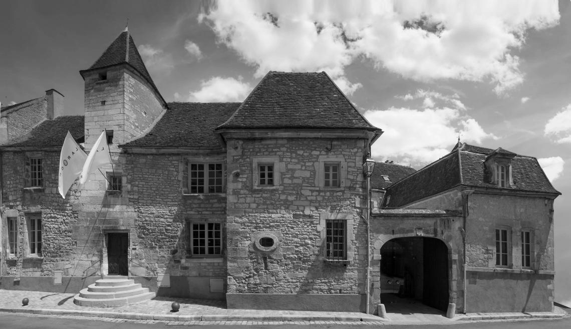 l'Obédiencerie à Chablis domaine laroche saint martin-x5 IMG_4235 IMG_4195 DSC_7574