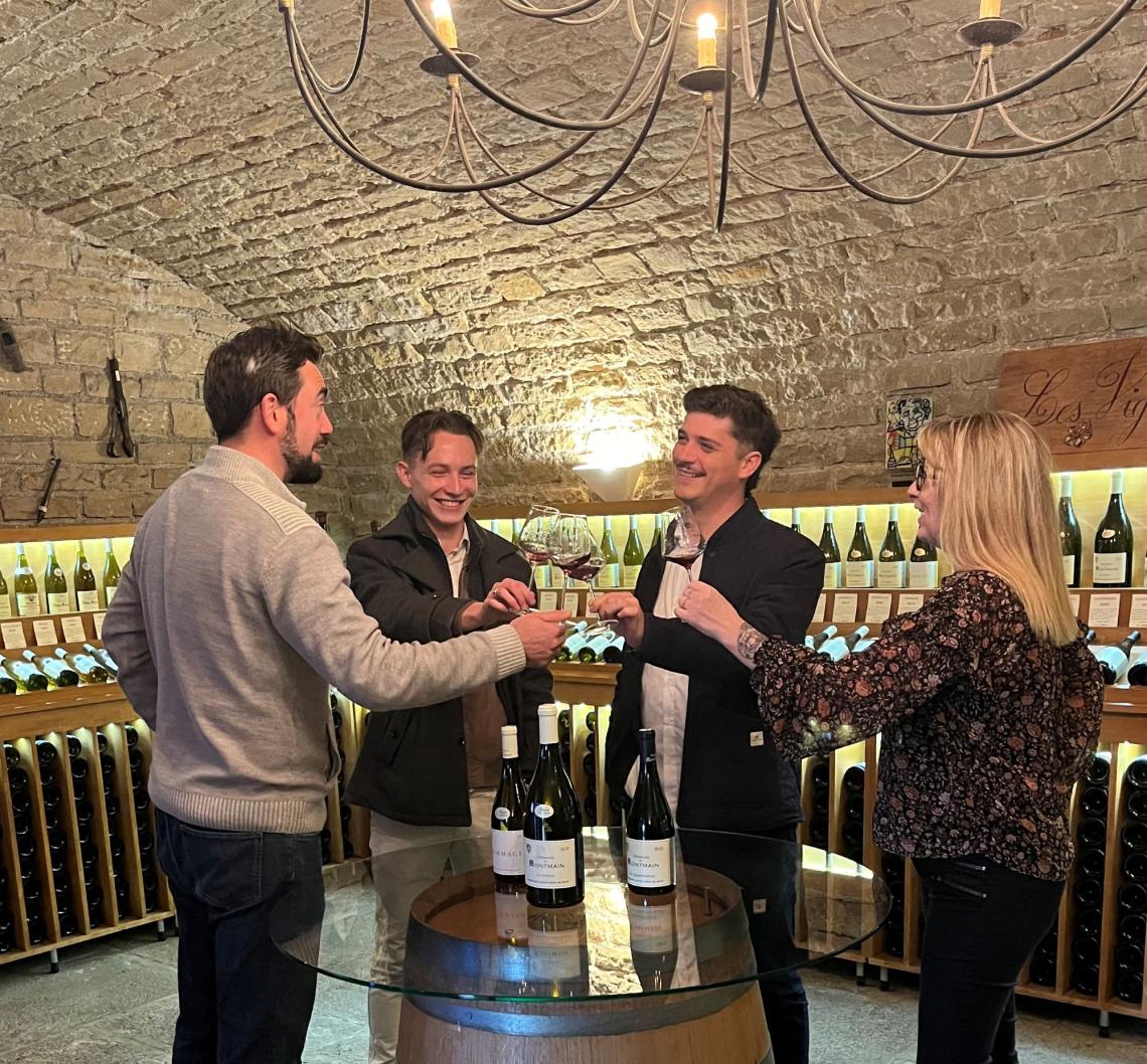 Caveau redimensionnée DOMAINE MONTMAIN SAVOIR FAIRE DU VINS Entrée redimensionnée
